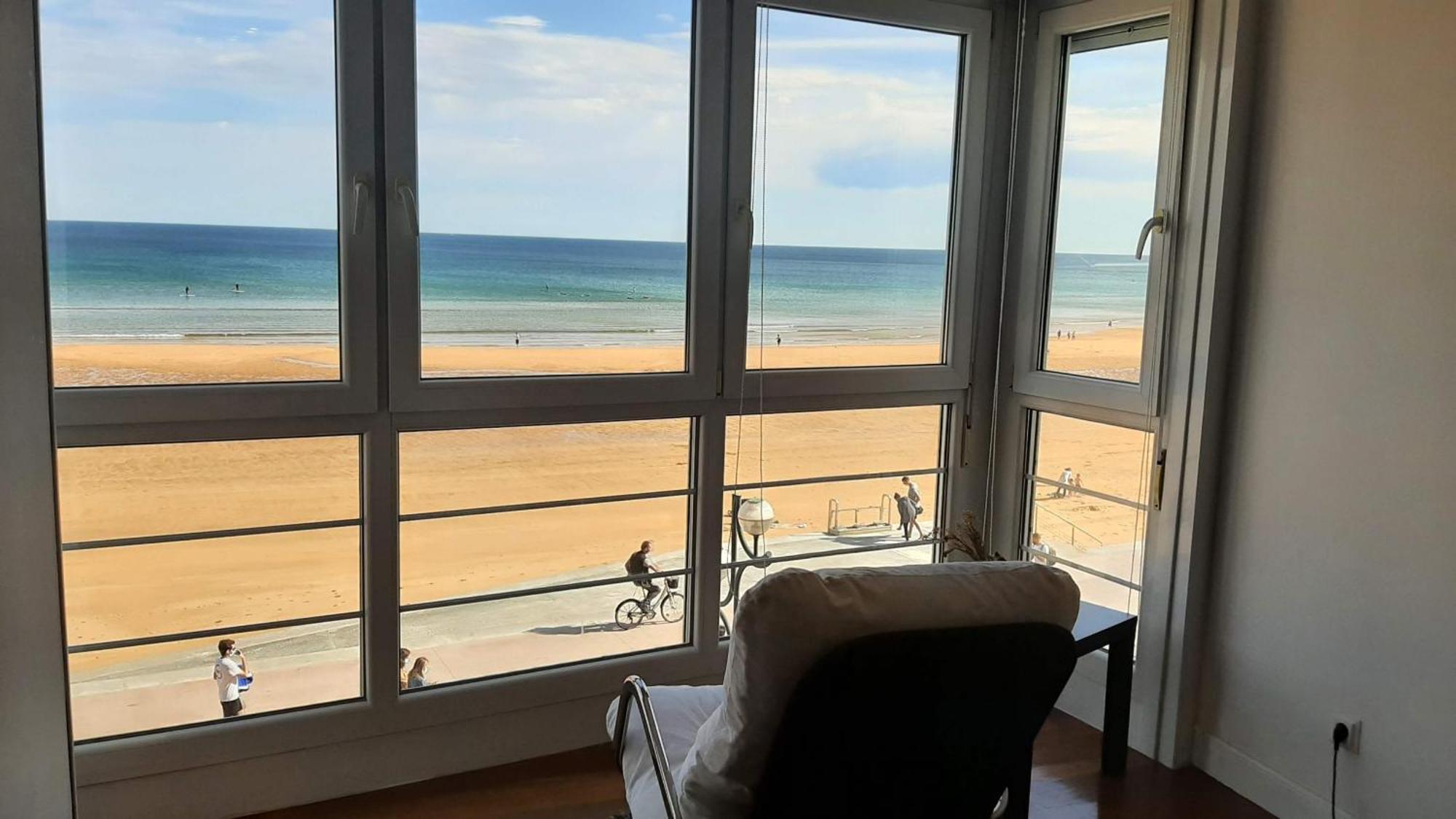 Egona - Baneru 3 Vivienda En 1 Linea De Playa Centro Ciudad *