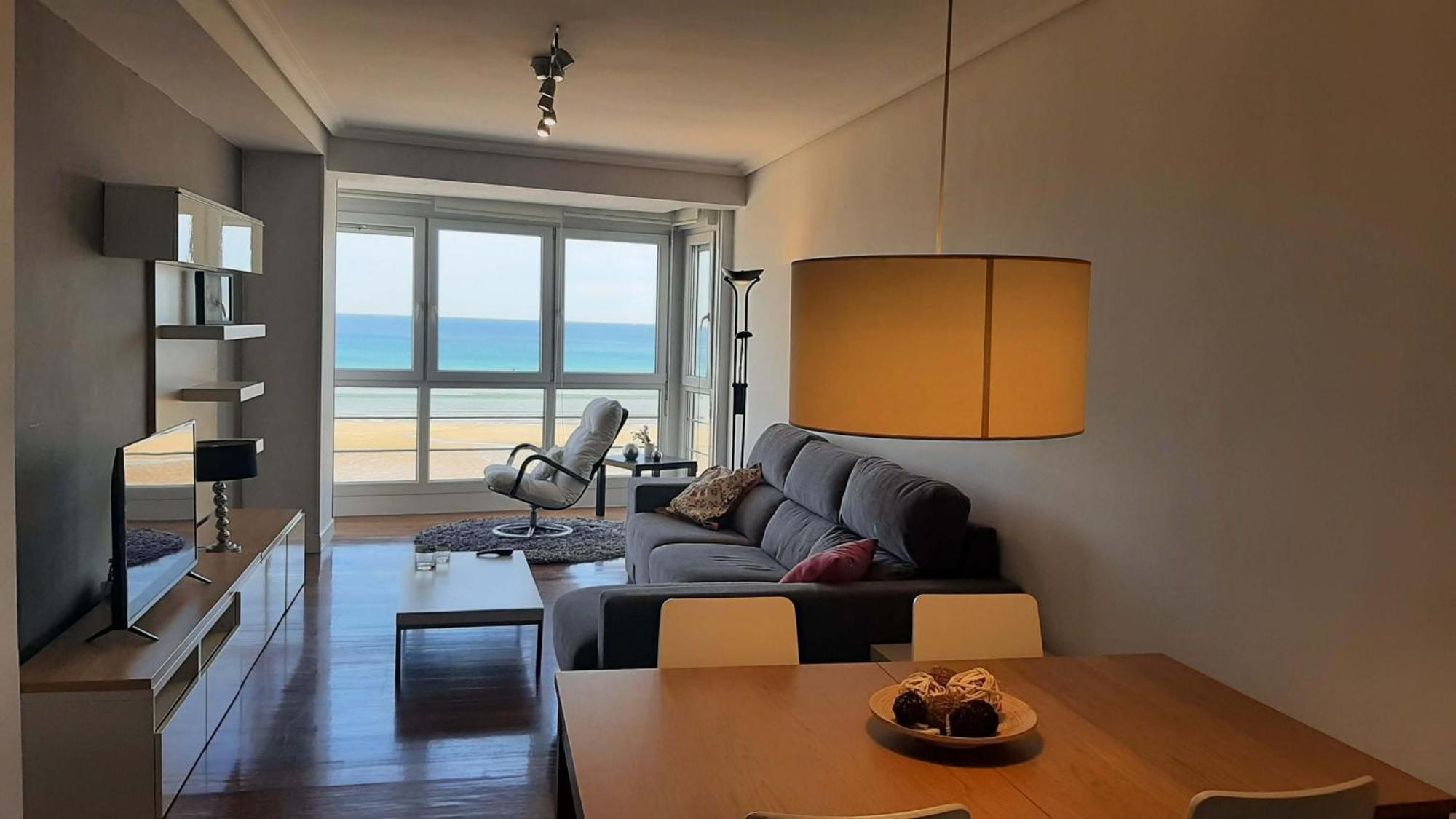 Apartment Egona - Baneru 3 Vivienda En 1 Linea De Playa Centro Ciudad Zarautz